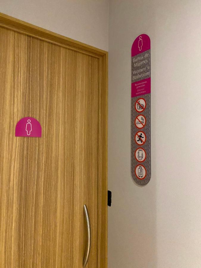 Izzzleep Wtc Mexico Hotell Eksteriør bilde